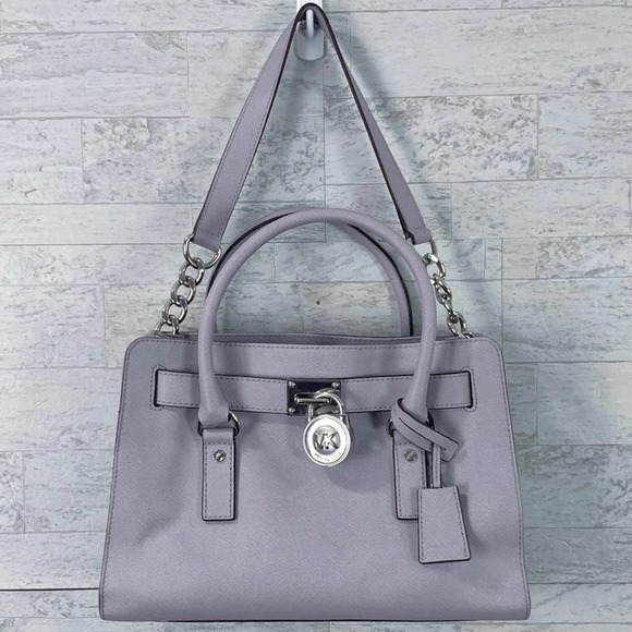 Michael Kors Handbags - Michael Kors lilac Hamilton East West medium satchel purple saffiano leather